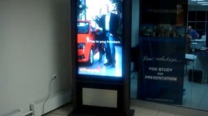 57" LCD рекламно-информационный дисплей Public Information Display