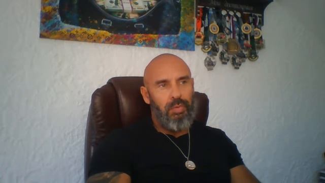 Больше денег смотреть онлайн