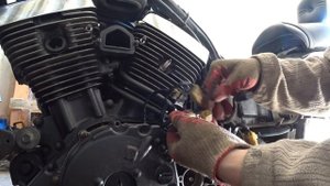 Kawasaki Vulcan 1500 classic tourer Nomad 1998 г. VN 1500 G. Установка двигателя.