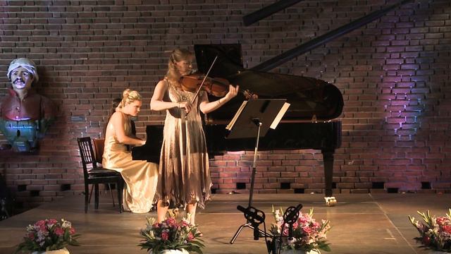 Schubert - Arpeggione for Viola and Piano Mvt. 1 (Cynthia Phelps) смотреть онлайн