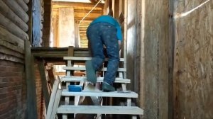 Сделал безопасную Лестницу на второй этаж дома