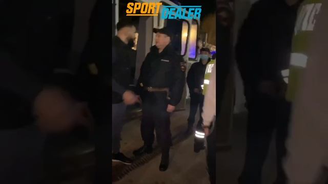 Кто прав? Полицейский или Геннадий Макарян боец хайп реалити/Новости попММА