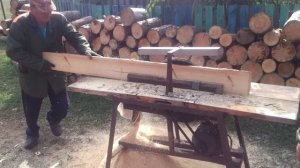 Как распилить бревно самодельной циркулярной пилой/ самодельным станком/2015г.