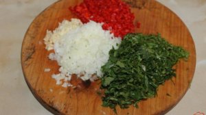 Люля - кебаб из курицы с кинзой и перцем