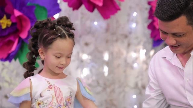 Видео поздравление частного детского сада Skazochniy Mir @skazochniy_mir_detsad смотреть онлайн