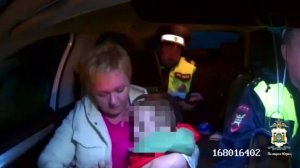 В Ханты-Мансийском автономном округе инспекторы ДПС помогли спасти жизнь четырёхлетнего ребёнка