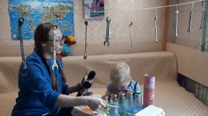 Шумовой оркестр в домашних условиях. Русская народная песня "Калинка"