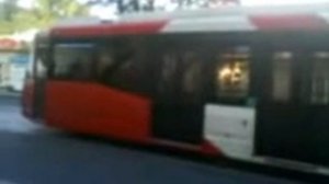 Четырёхдверный низкопольный трамвай в Донецке