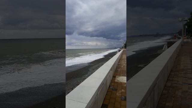 море в городе кобулети 17.09.2021