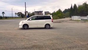 Toyota Noah / Тойота Ноах