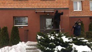 Монтаж усиленного козырька АЛМАРТА