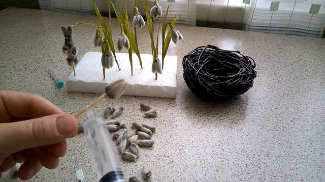 Гнездо из берёзы и зайка из вербы своими руками к Пасхе. смотреть онлайн