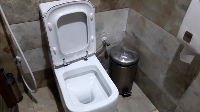 СЕКРЕТНЫЙ УЖИН С ОГРОМНЫМ БЛЮДОМ/ЦЕНЫ В КАФЕШКАХ ЭМИРАТОВ смотреть онлайн