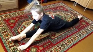 шпагат тренировка, переходы с продольного тшпагата на поперечный шпагат