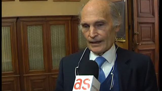 TG 23.01.12 Il Pli pugliese ricorda Luigi Einaudi смотреть онлайн