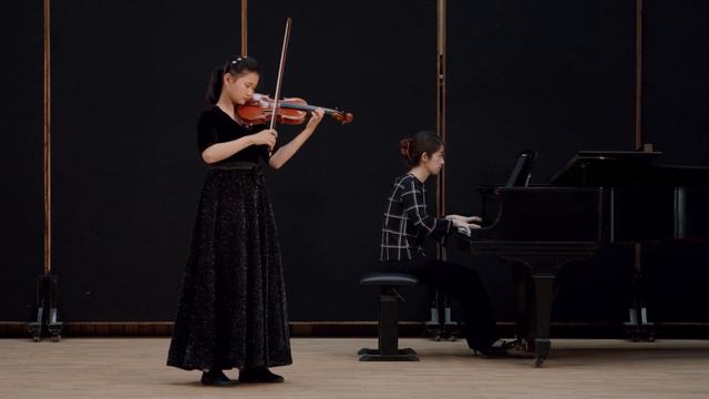 Li Yunduo, 2nd Category, 12, E Lalo,Symphonie Espagnole I  Allegro non troppo смотреть онлайн