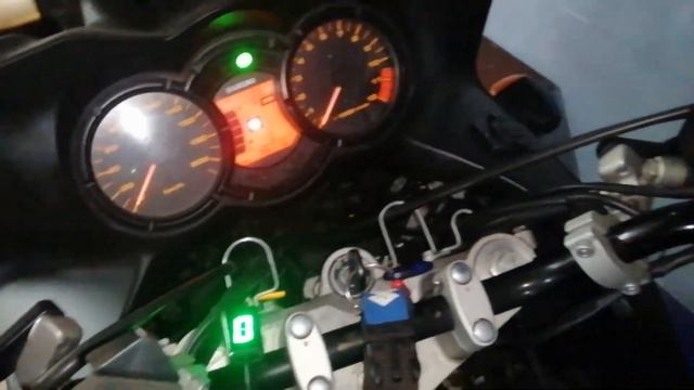 Индикатор передач на Suzuki V-Strom 650dl