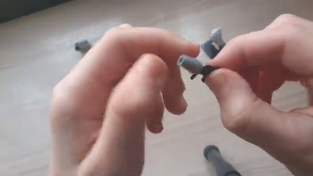 Lego. Star Wars. Создание оружия и аксессуаров для дроидов и человечков.