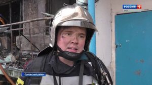 Сегодня в поселке Дубовая Роща произошел пожар в жилом трехэтажном доме