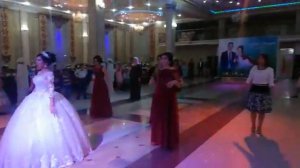 Сюрприз  жениху! Танец невесты с подружками на свадьбе.