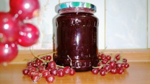 Желе из красной смородины
