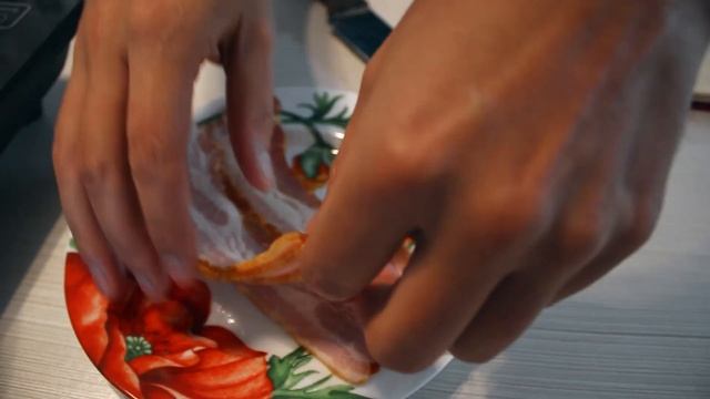 Омлет как в столовой |Вкус из детства| + салат с горошком смотреть онлайн