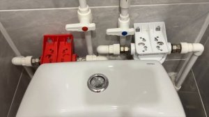 Замена картриджей в магистральных фильтрах для воды в квартире. Очистка воды. Наглядный пример.