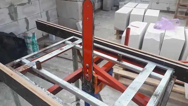 СТАНОК ДЛЯ РЕЗКИ ГАЗОБЛОКА! НАШ ОТВЕТ БЕЛМАШУ (Версия 1) смотреть онлайн