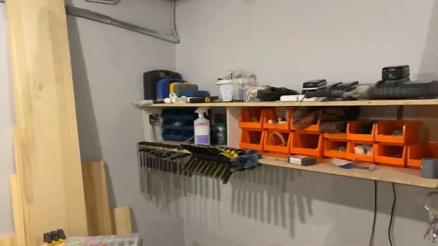 Закончил ремонт в мастерской, отопление подвала, расстановка станков, я счастлив смотреть онлайн