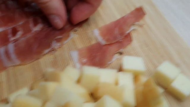 Запеченые макароны в духовке с тыквой, сыром и панчеттой
