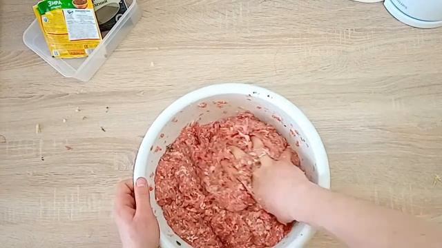 ЛЮЛЯ-КЕБАБ НА МАНГАЛЕ  ИЗ СВИНИНЫ.  ЧТОБИ ФАРШ ДЕРЖАЛСЯ НА ШАМПУРЕ