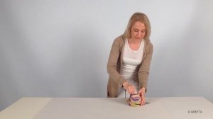 Как сложить платок-розу.