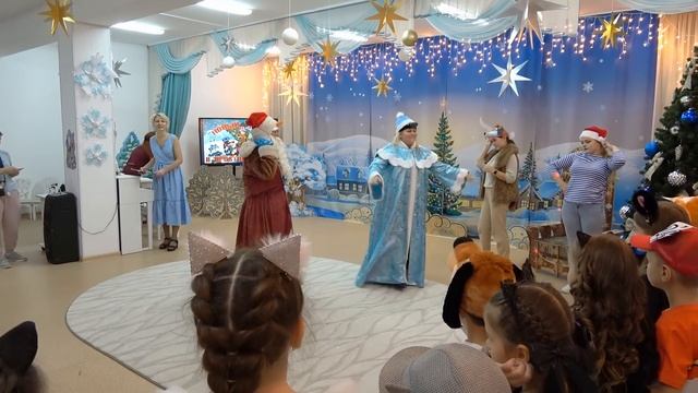 Новый год утренник в детском саду "Простоквашино" МБДОУ №52 г.Гатчина смотреть онлайн
