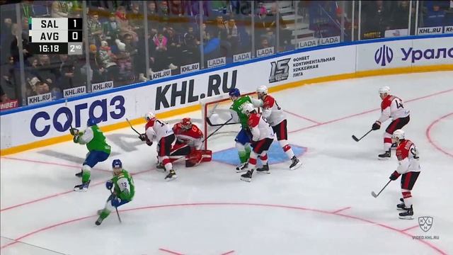 Демченко выручает "Авангард" / Demchenko saves the day for Omsk смотреть онлайн