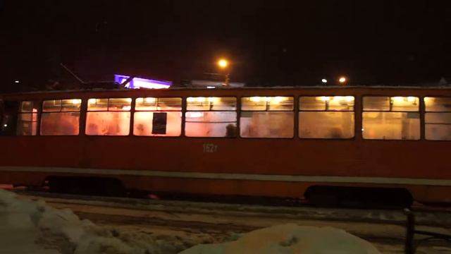 Смоленск: транспорт на пл. Победы смотреть онлайн