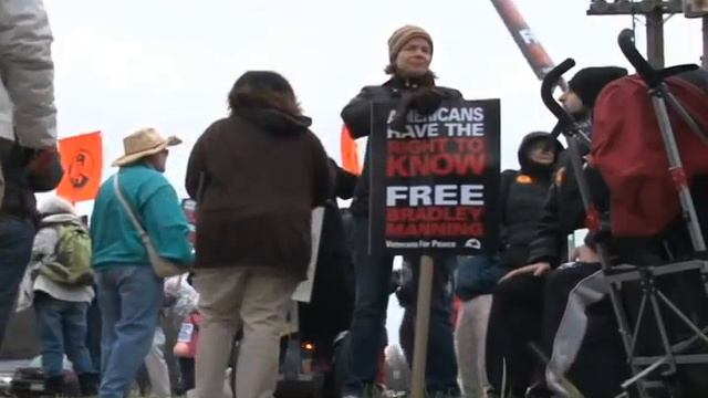 A Song for Bradley Manning смотреть онлайн