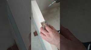 Установка петель бабочки