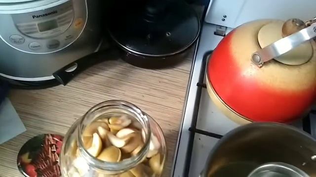 Грушевый компот Дедовский способ! Проверенный рецепт! Банки 100% никогда не взрываются! смотреть онлайн