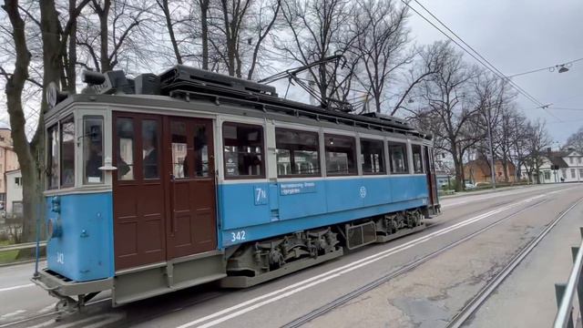 100-летний трамвай в центре Стокгольма