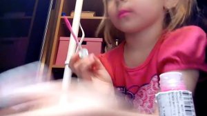 Девочки такие девочки/Крашу губы/пока не видит мама!