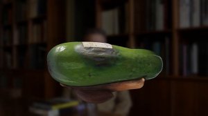 Улитка на тыкве. Нэцкэ. Эрмитаж под увеличительным стеклом