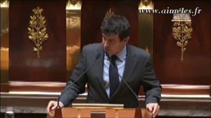 Nicolas Dhuicq, un député relie enfin problèmes familiaux et terrorisme.