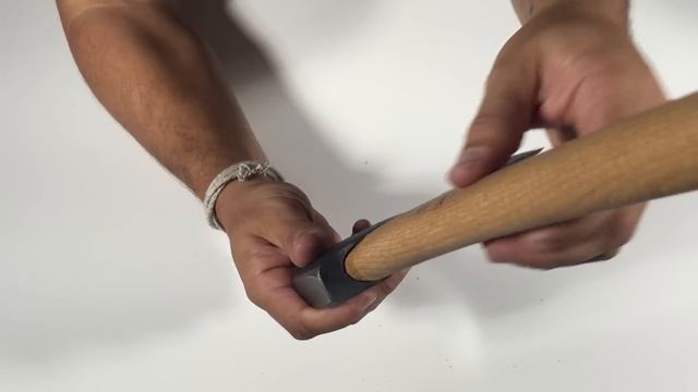 Hultafors Classic Hunting Axe смотреть онлайн