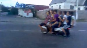 Едем в соседнее село на дискотеку.