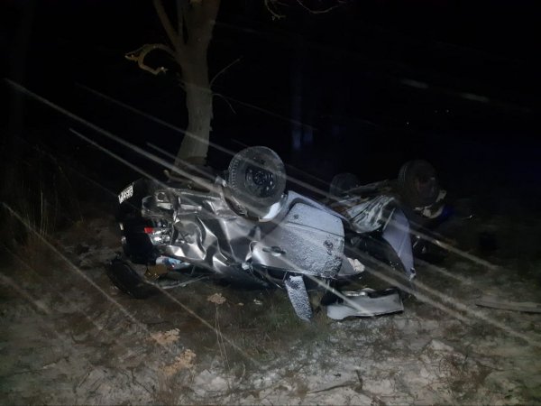 Смертельное ДТП произошло и в Ипатовском округе, где при опрокидывании погиб начинающий водитель.