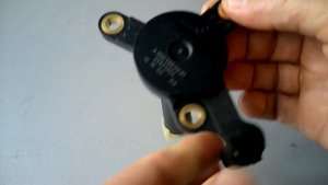 Датчик уровня масла Мерседес Спринтер CDI оригинал. Как выглядит.