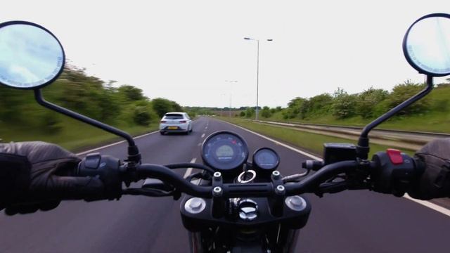 NEW! Royal Enfield Scram 411. MOTORWAY TEST REVIEW. Will it make a good touring motorcycle? смотреть онлайн