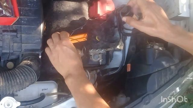 Renault kwid com DRL junto com a Seta (Turn Signal) смотреть онлайн