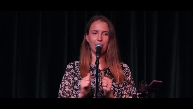 Поэтический вечер «Не оставляй нежных чувств на потом» в Краснодаре смотреть онлайн