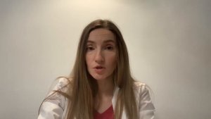 Нога течет как при роже. Что это такое?